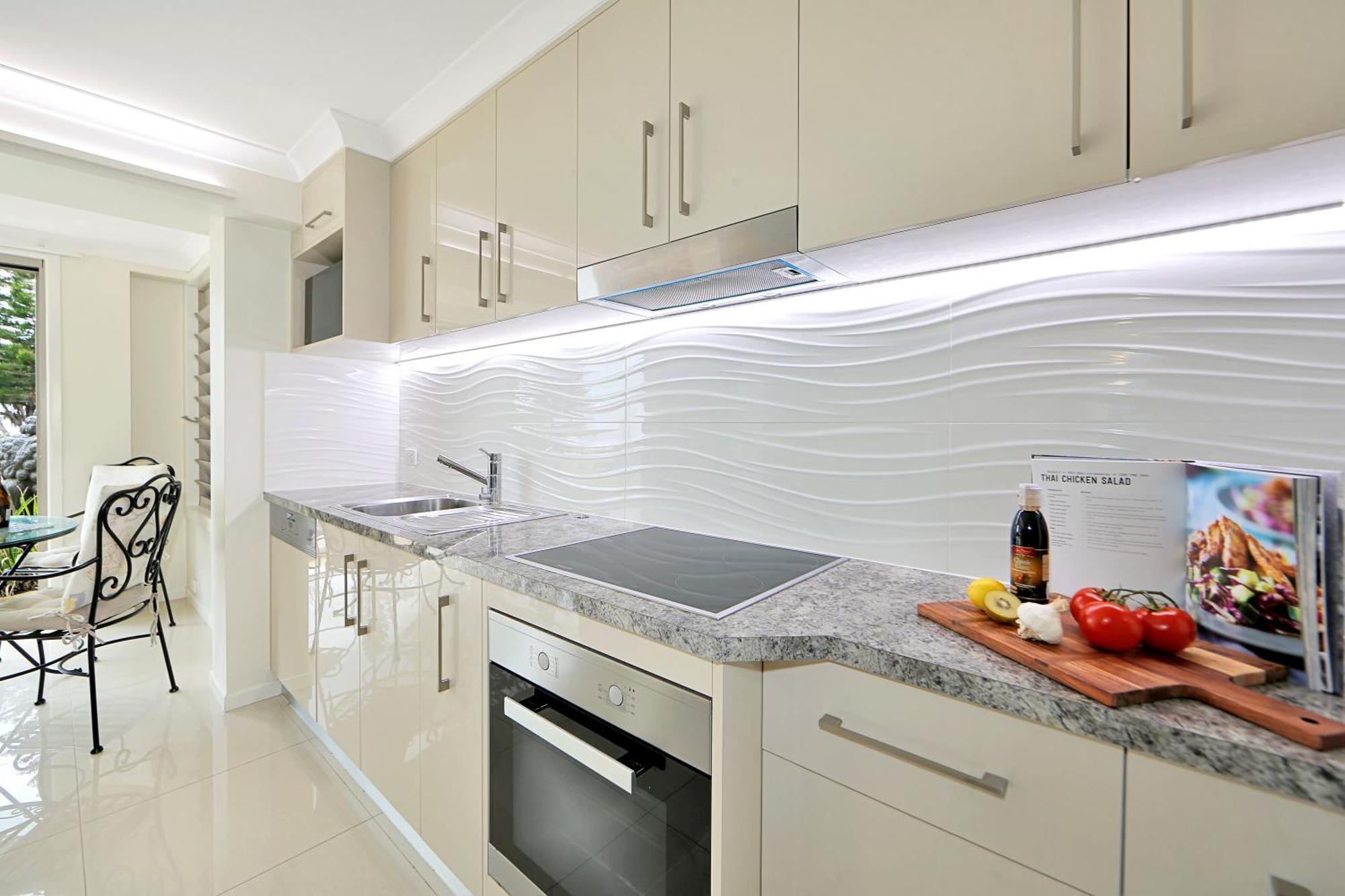 Nautilus Beachside Apartments Баргара Стая снимка
