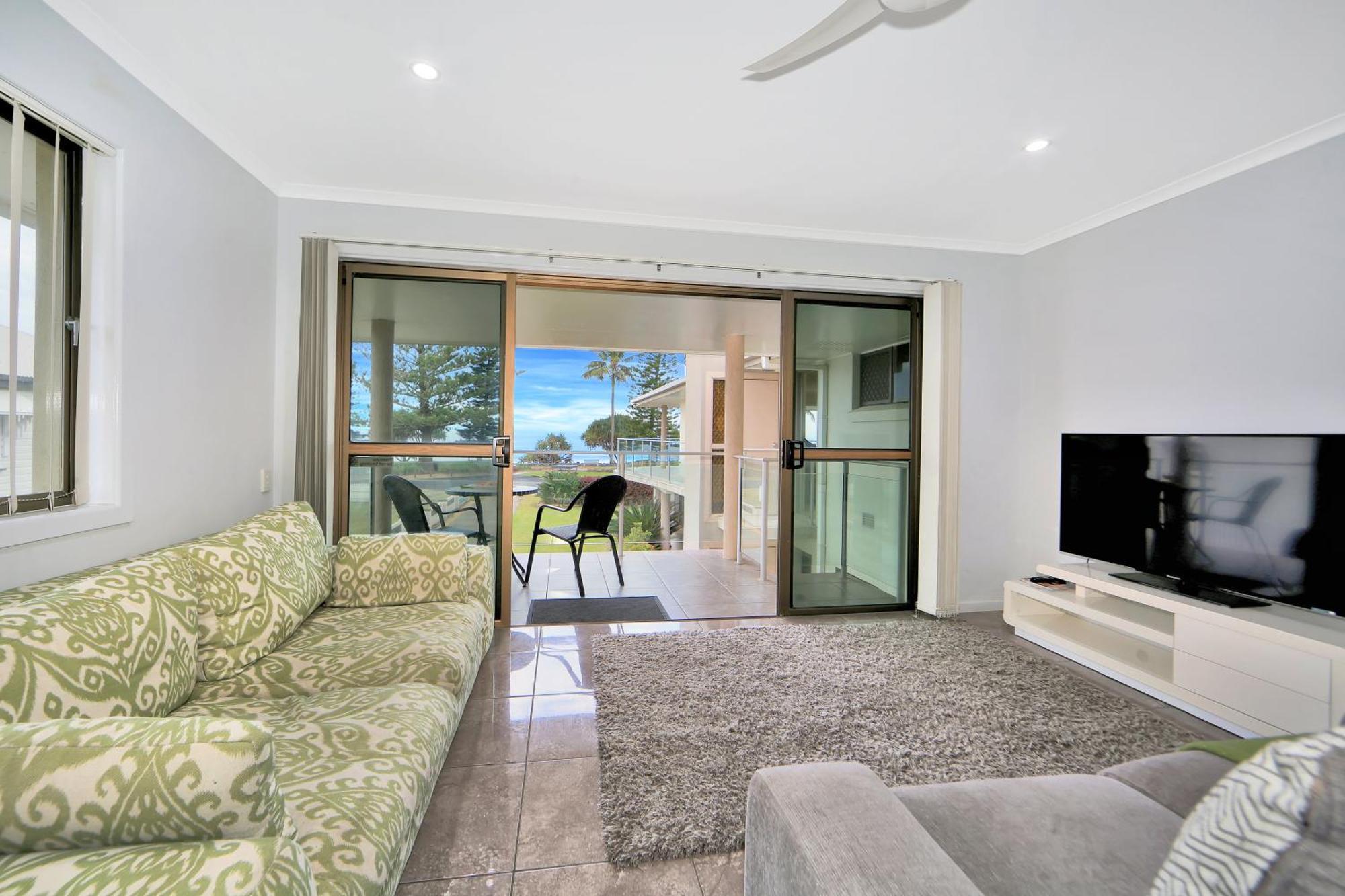 Nautilus Beachside Apartments Баргара Стая снимка